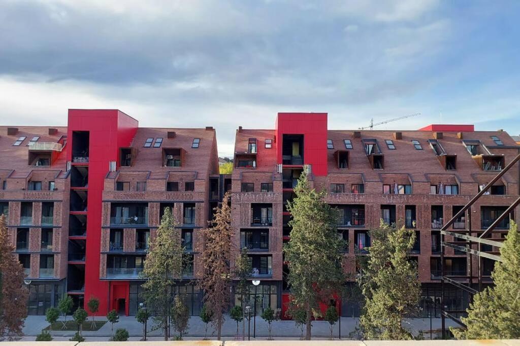 როგორ ავირჩიოთ უბანი, თუ პირველად ყიდულობთ ბინას – გულწრფელი და გასაგები ანალიზი როგორ ავირჩიოთ უბანი, თუ პირველად ყიდულობთ ბინას – გულწრფელი და გასაგები ანალიზი